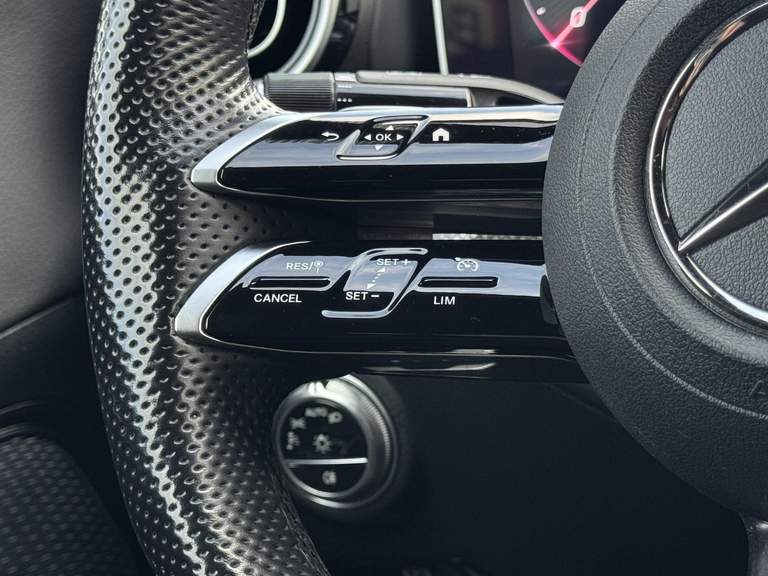 Mercedes-Benz Mercedes-Benz