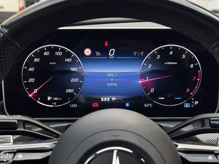 Mercedes-Benz Mercedes-Benz