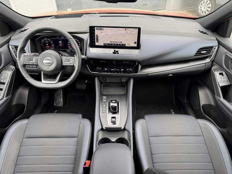 Nissan Nissan