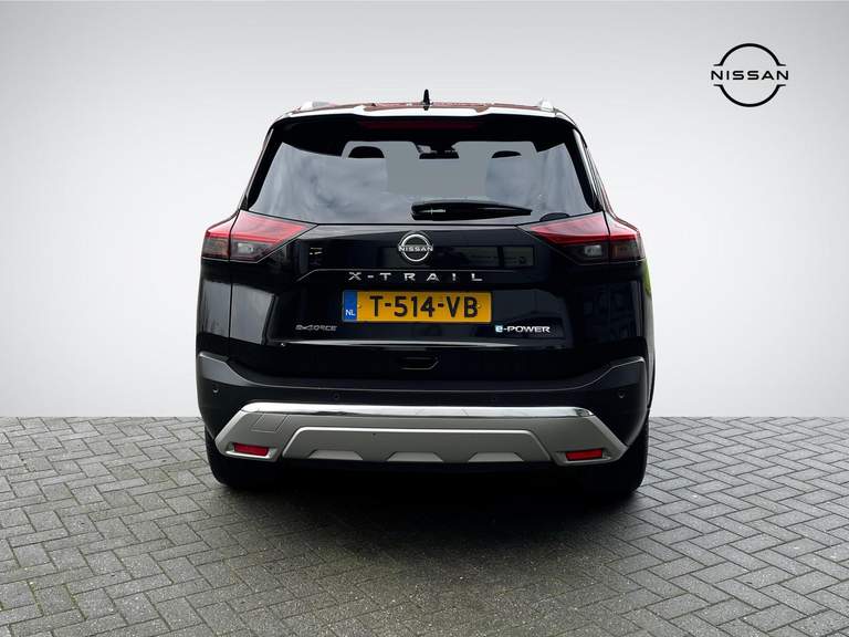 Nissan Nissan