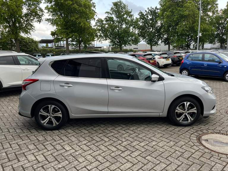 Nissan Nissan