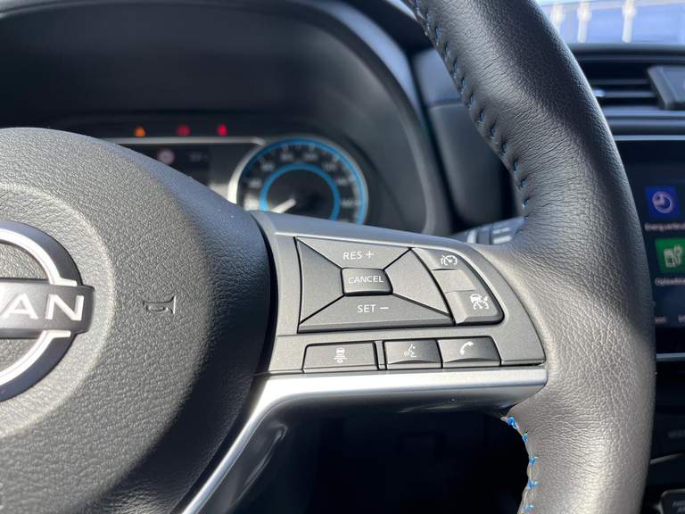 Nissan Nissan