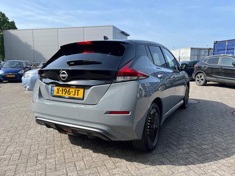 Nissan Nissan