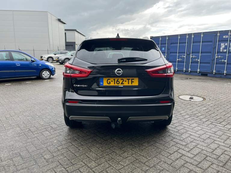 Nissan Nissan