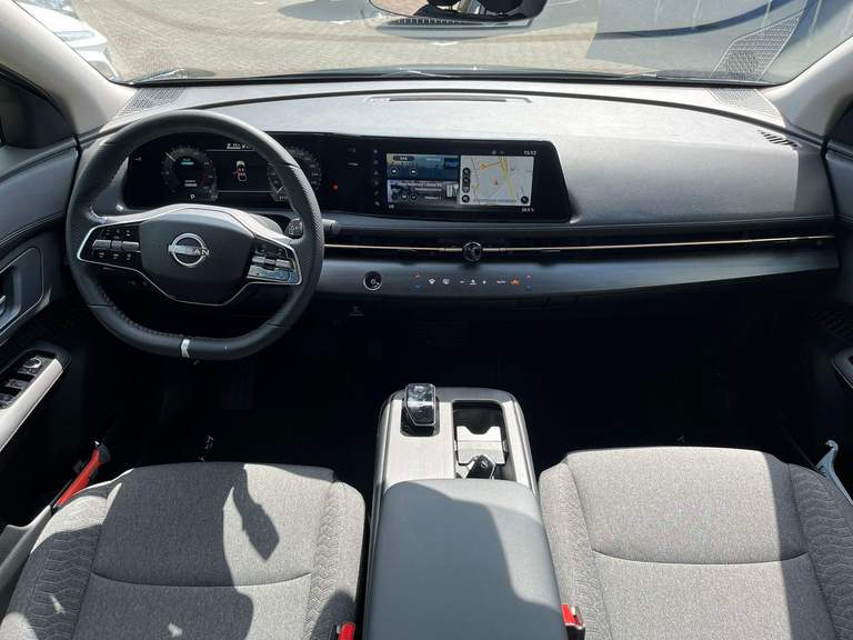Nissan Nissan
