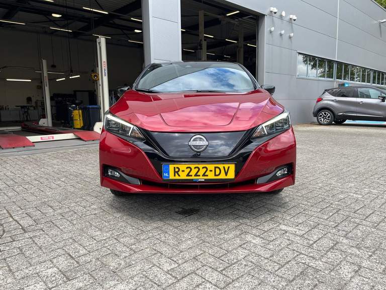 Nissan Nissan