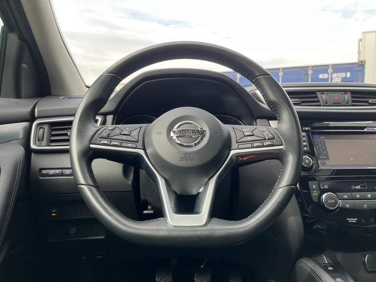 Nissan Nissan