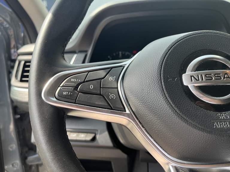 Nissan Nissan