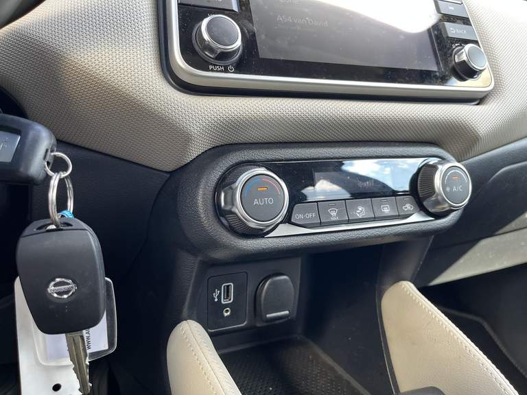 Nissan Nissan