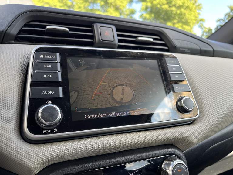 Nissan Nissan
