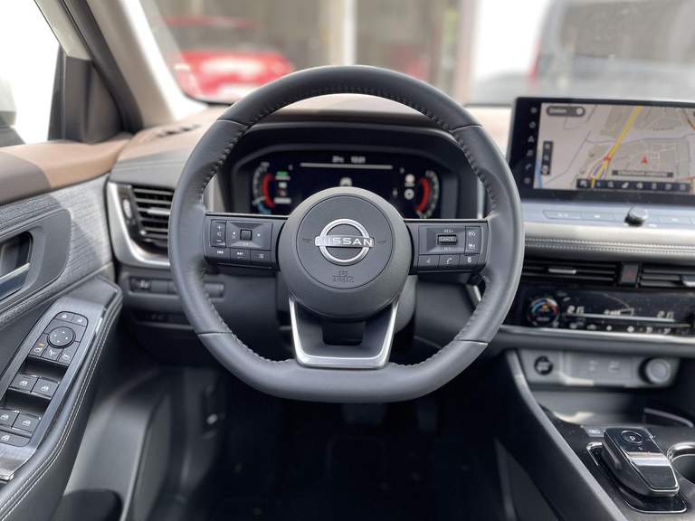 Nissan Nissan