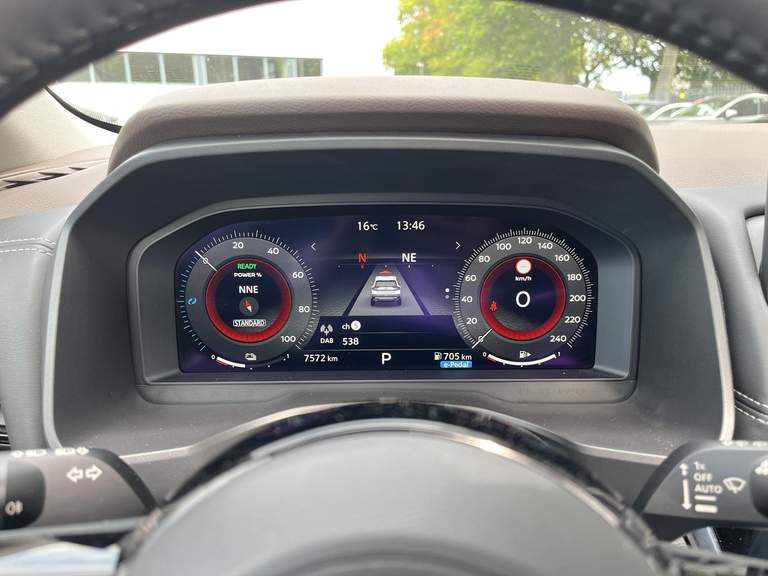 Nissan Nissan