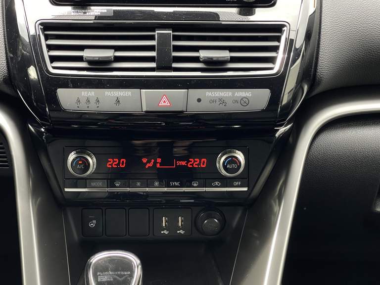Mitsubishi Mitsubishi