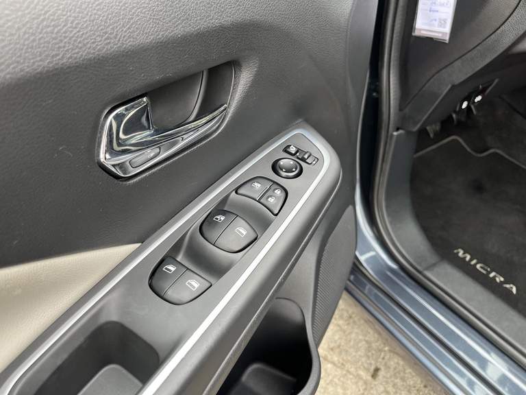 Nissan Nissan