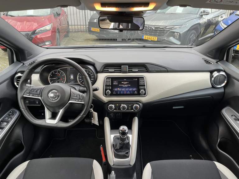 Nissan Nissan