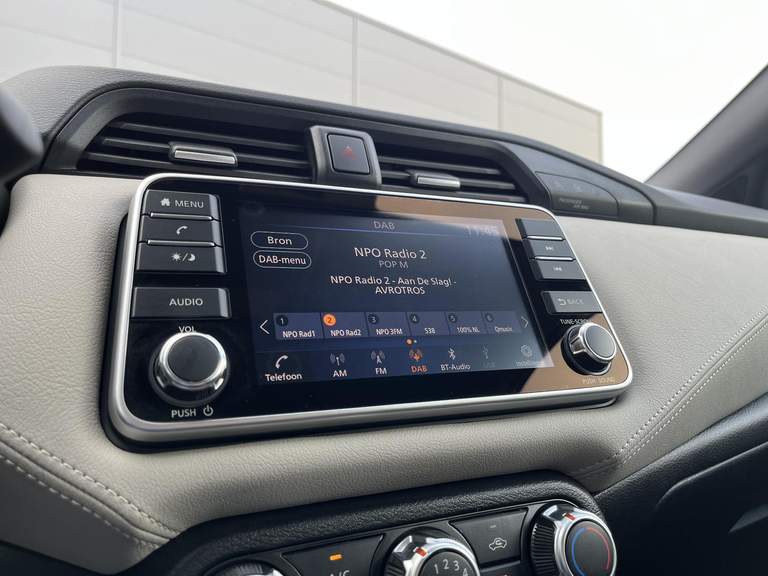 Nissan Nissan