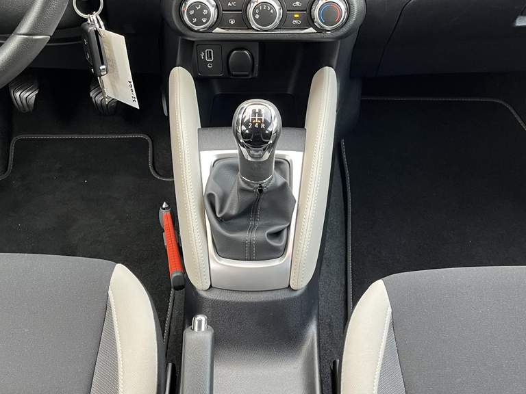 Nissan Nissan
