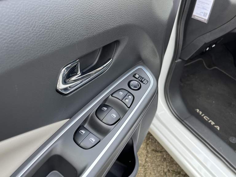 Nissan Nissan
