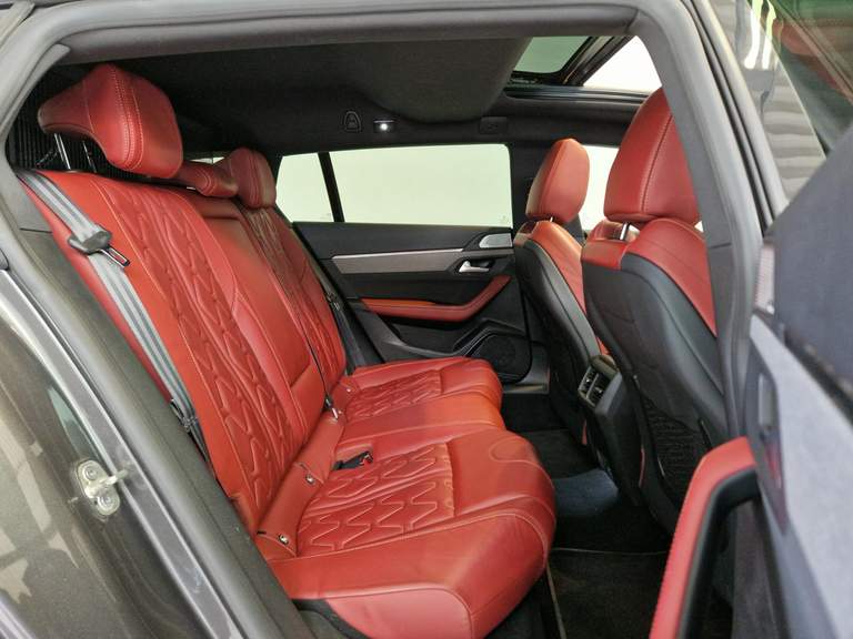 Peugeot Peugeot