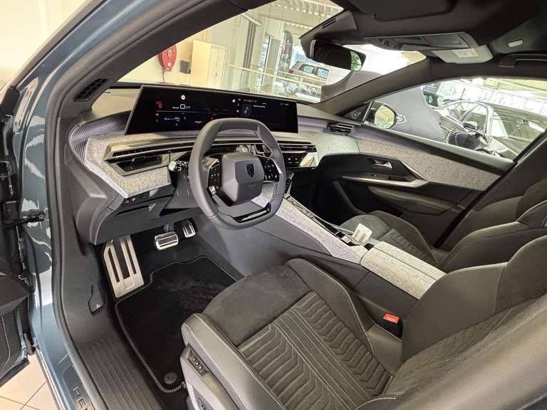 Peugeot Peugeot