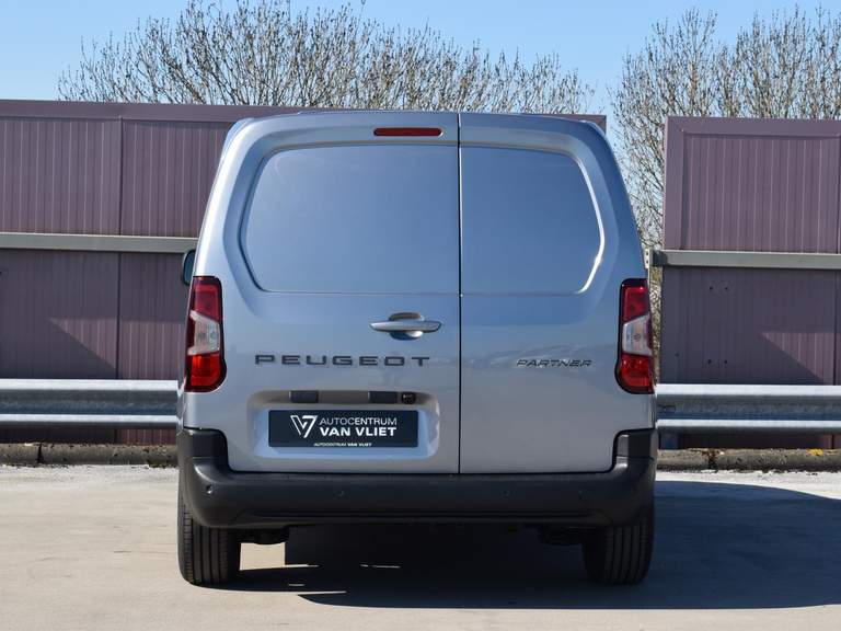 Peugeot Peugeot