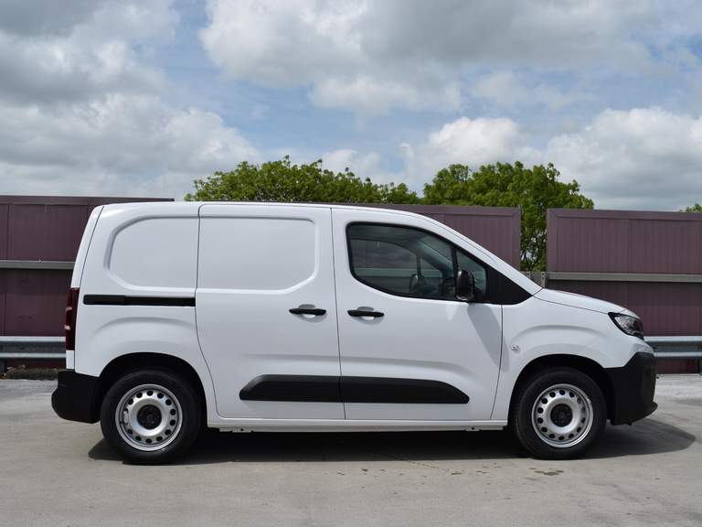 Peugeot Peugeot