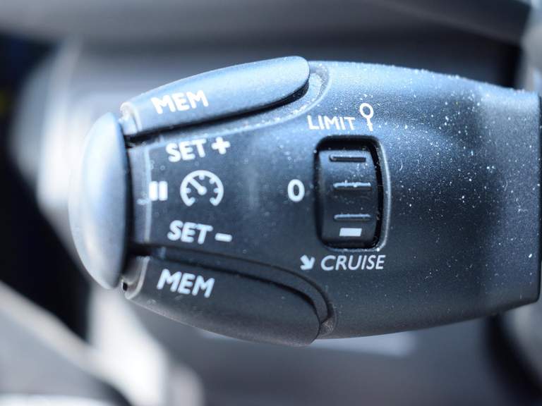 Peugeot Peugeot