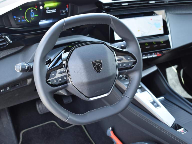Peugeot Peugeot