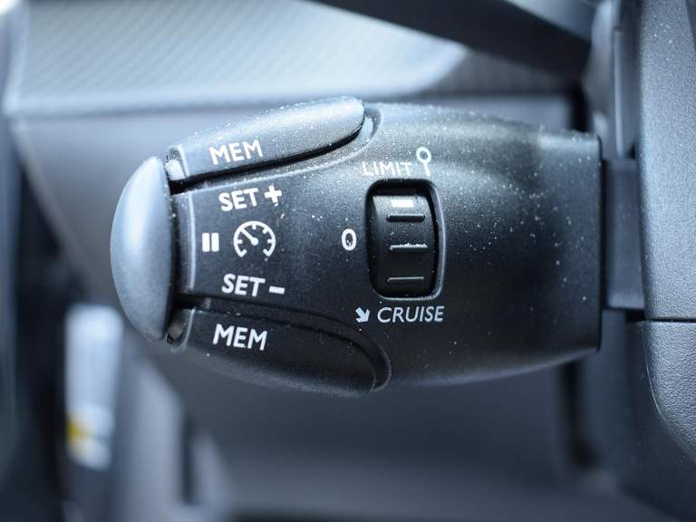 Peugeot Peugeot