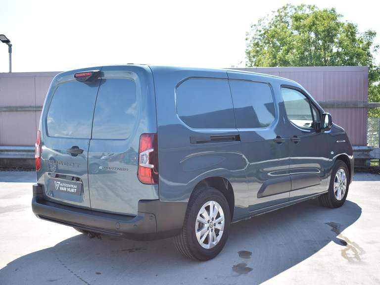 Peugeot Peugeot