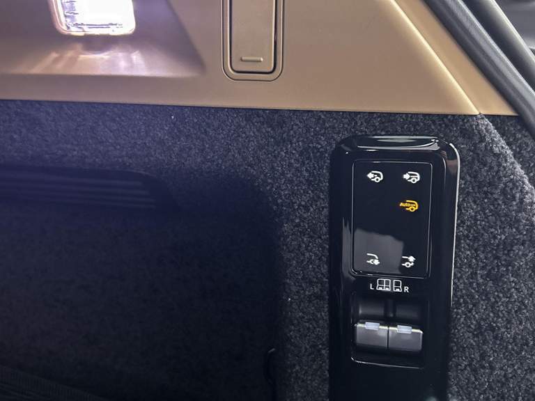 Land Rover Land Rover