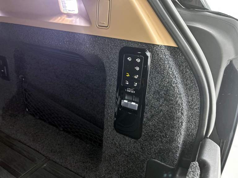Land Rover Land Rover