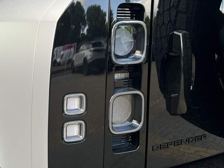 Land Rover Land Rover