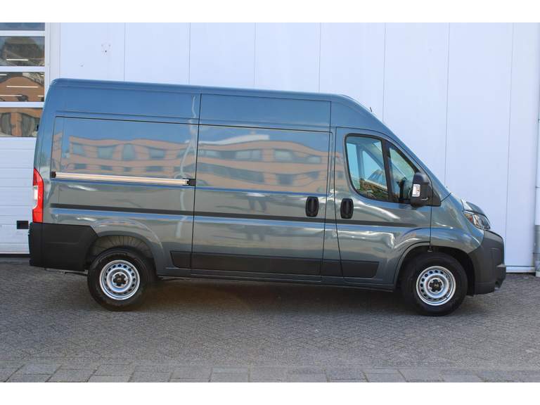Peugeot Peugeot