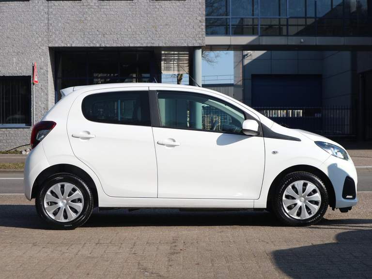 Peugeot Peugeot