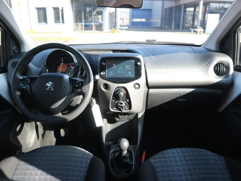 Peugeot Peugeot