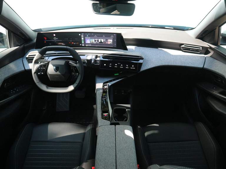 Peugeot Peugeot