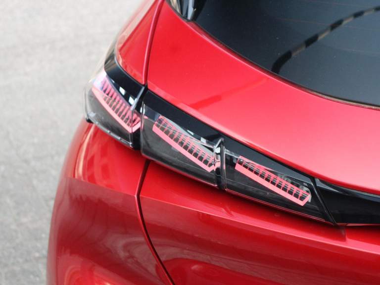 Peugeot Peugeot