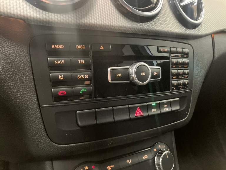 Mercedes-Benz Mercedes-Benz