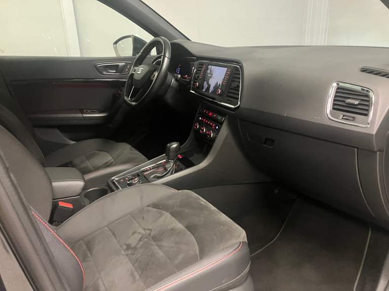 SEAT SEAT