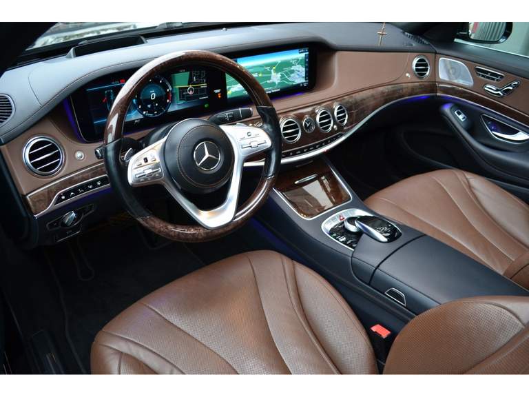 Mercedes-Benz Mercedes-Benz
