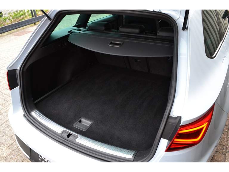 SEAT SEAT