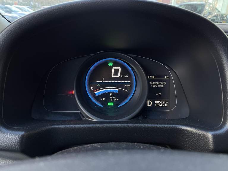Nissan Nissan