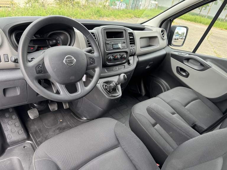Nissan Nissan
