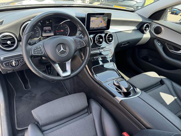 Mercedes-Benz Mercedes-Benz
