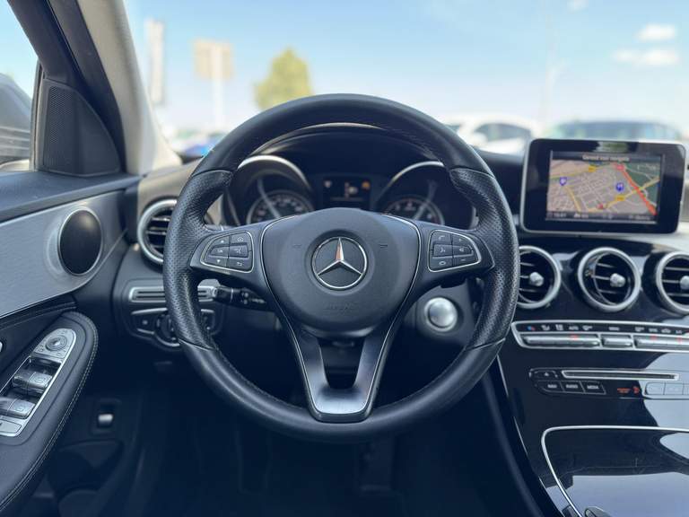 Mercedes-Benz Mercedes-Benz