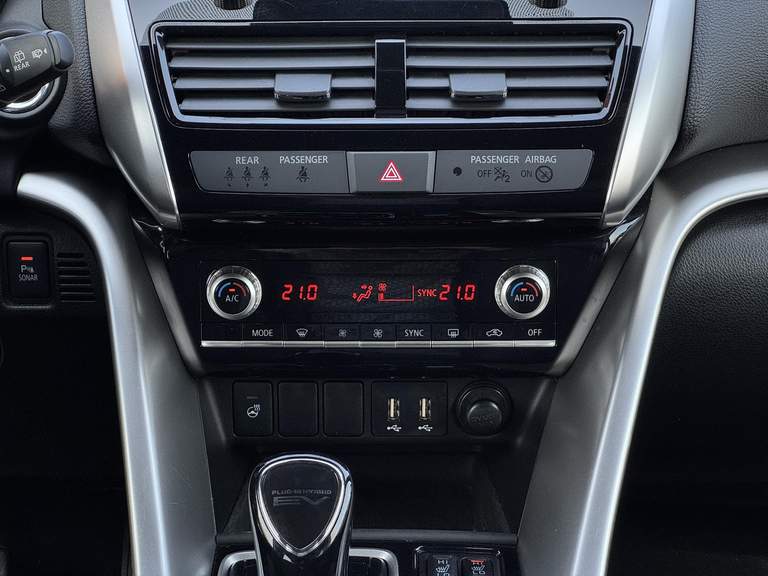 Mitsubishi Mitsubishi