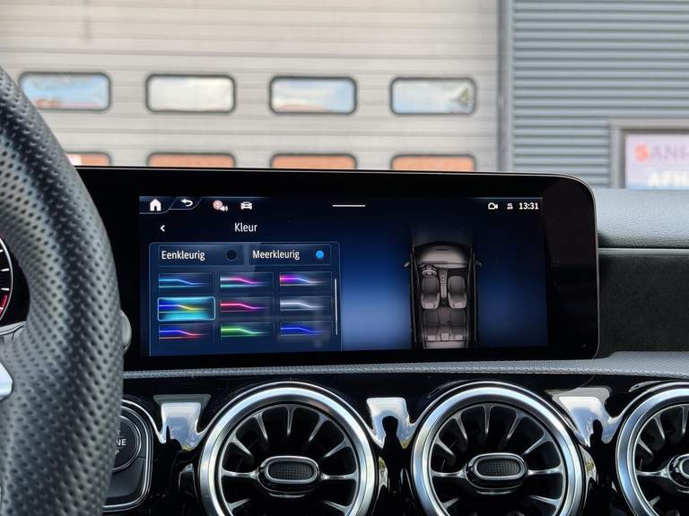 Mercedes-Benz Mercedes-Benz