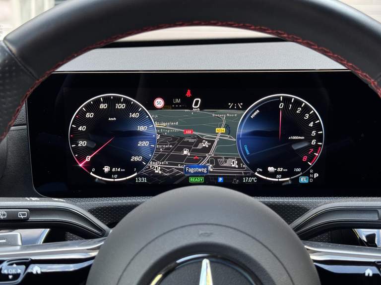 Mercedes-Benz Mercedes-Benz