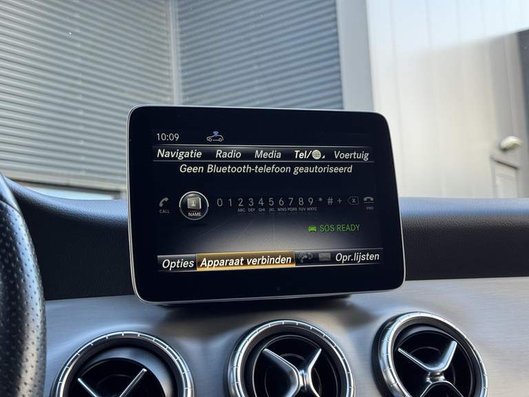 Mercedes-Benz Mercedes-Benz